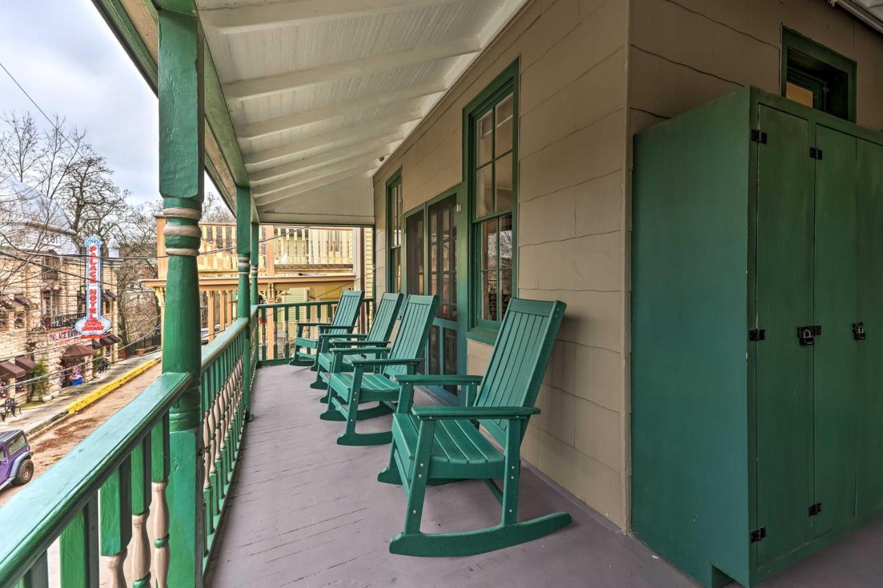 Cozy Eureka Springs Cottage, Walk To Dtwn! Eksteriør billede